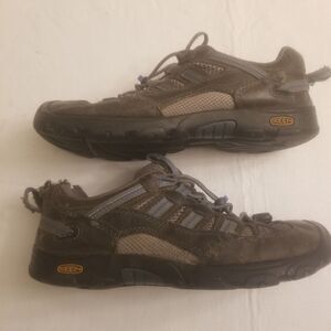 Keen Koven Low Top Hiking Shoes Easy Lace for Girls Grey and Blue Size 4